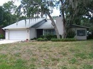 1612 Pine St, Nokomis, FL 34275
