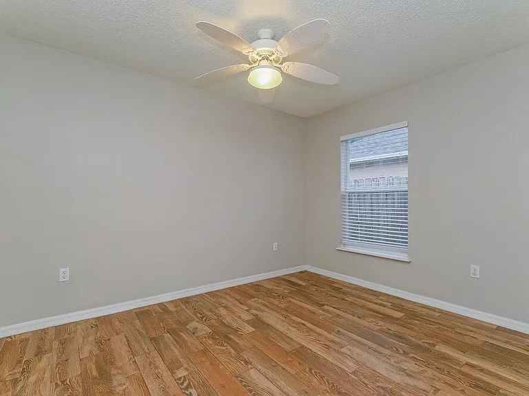 13719 Gentle Woods Ave — Photo 11