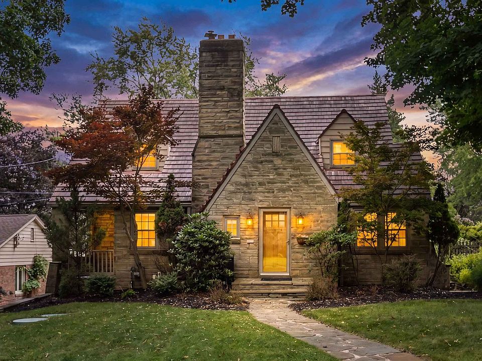 1st image of 2516 Orlando Pl