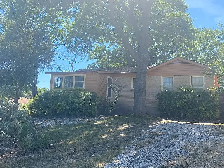 6343 Parkdale Dr — Photo 12