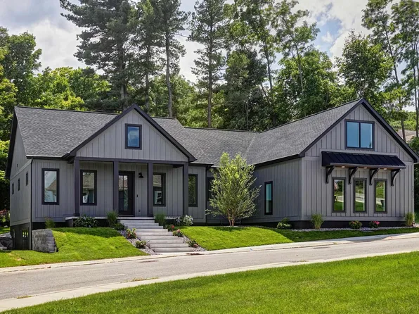 13925 S Winding Trl, Traverse City, MI 49686