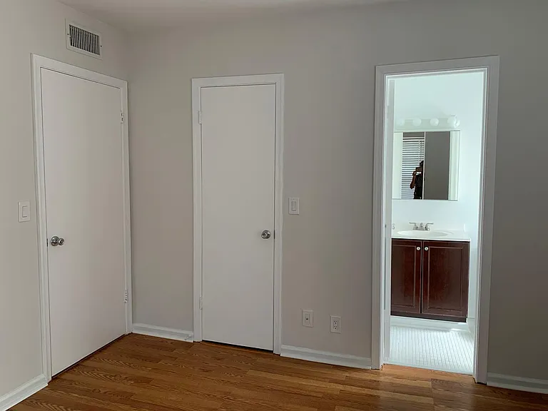 2210 NE 67th St #1221 — Photo 17