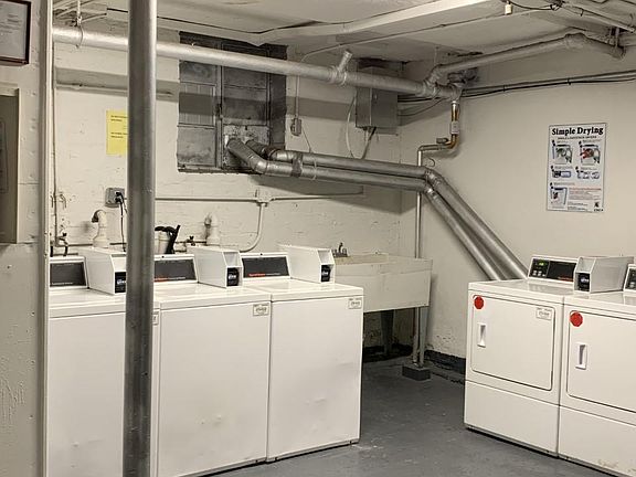 5th image of 114 Westfield Ave #111