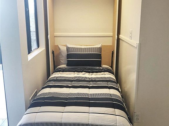 4th image of 125 N Allen Ave APT 202