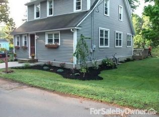 38 Tankeroosen Rd, Vernon, CT 06066