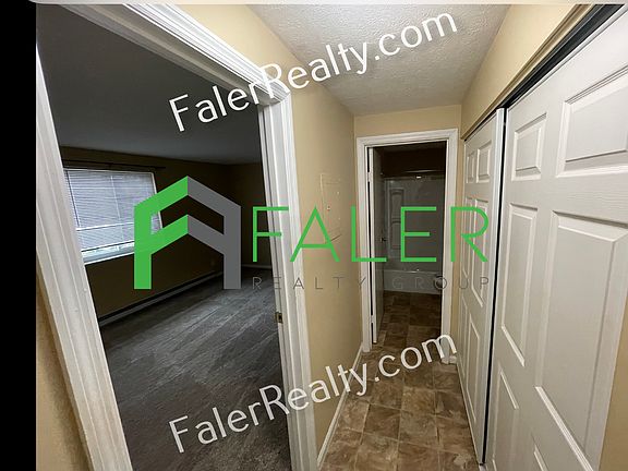 3rd image of 5351 Dunmore Dr