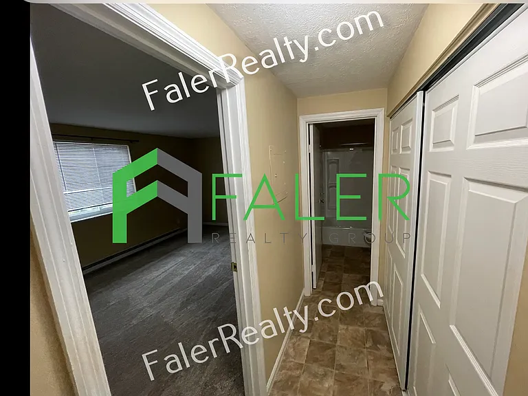 5351 Dunmore Dr — Photo 3