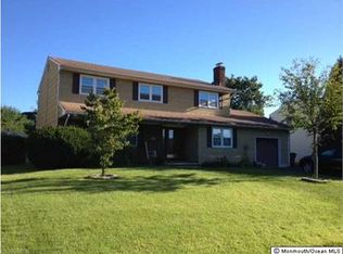 6 Millen Dr, Toms River, NJ