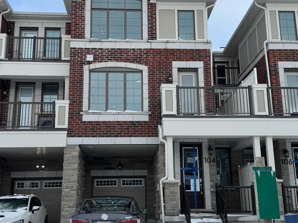 104 Azure Dr, Markham, ON L6C 3M5