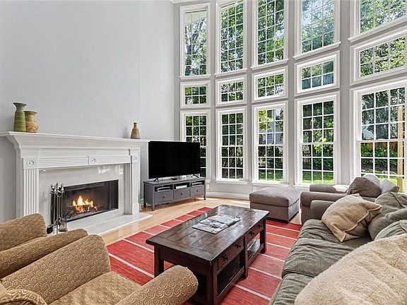 2nd image of 1170 Wilde Run Ct