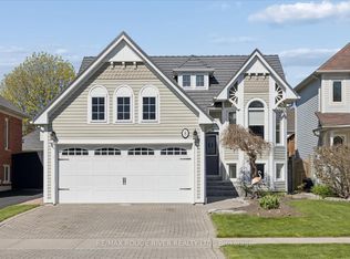 8 Rosemarie Cres, Whitby, ON L1M 1G6
