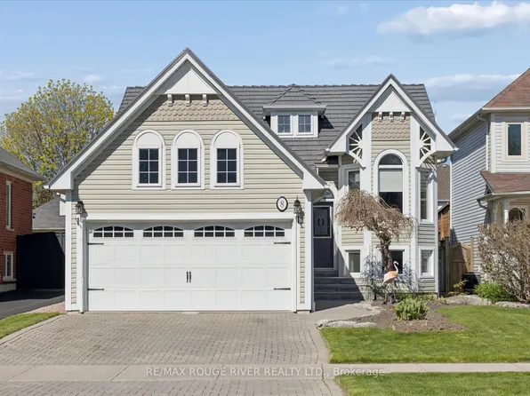 8 Rosemarie Cres, Whitby, ON L1M 1G6