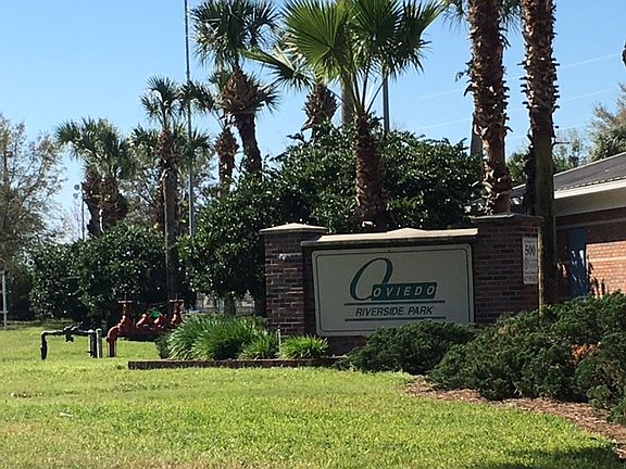 Oviedo Riverside Park 