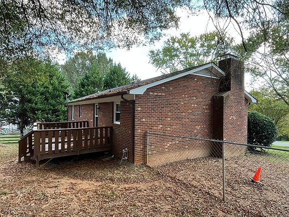 4th image of 6101 Herinhut Rd
