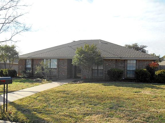 3rd image of 3605 Briargrove Ln