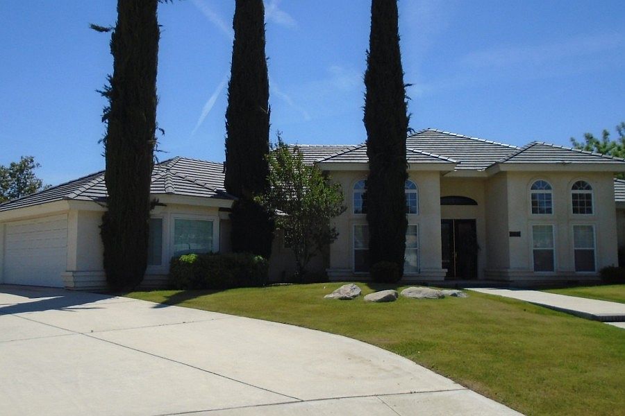 1st image of 15703 Legacy Ct
