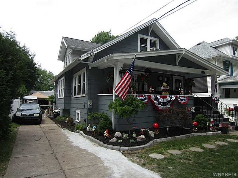 382 Spruce St, North Tonawanda, NY 14120 Zillow