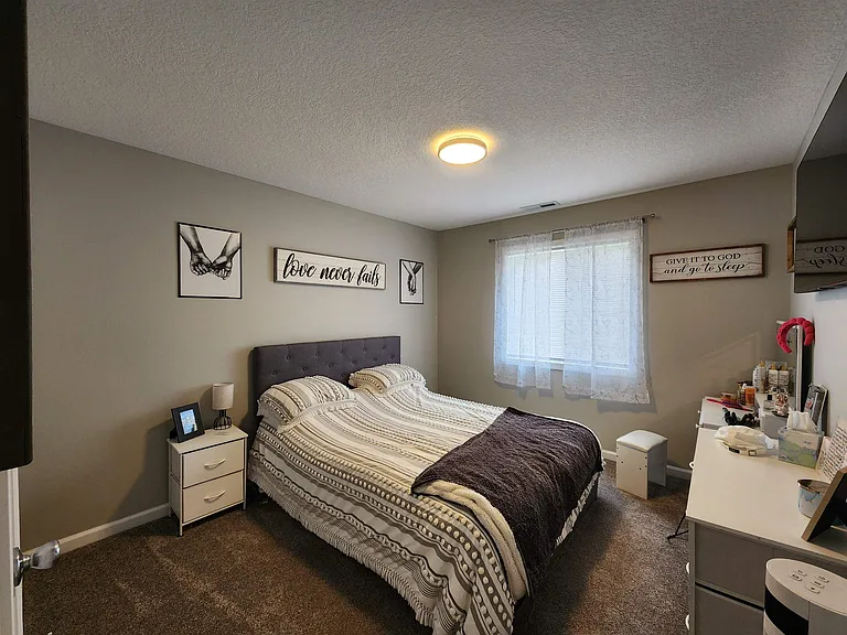 424 Nussbaum Ave — Photo 28