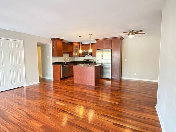 2nd image of 180 Talbott St #20