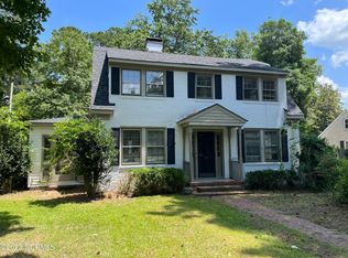 807 West Rd, Kinston, NC 28501