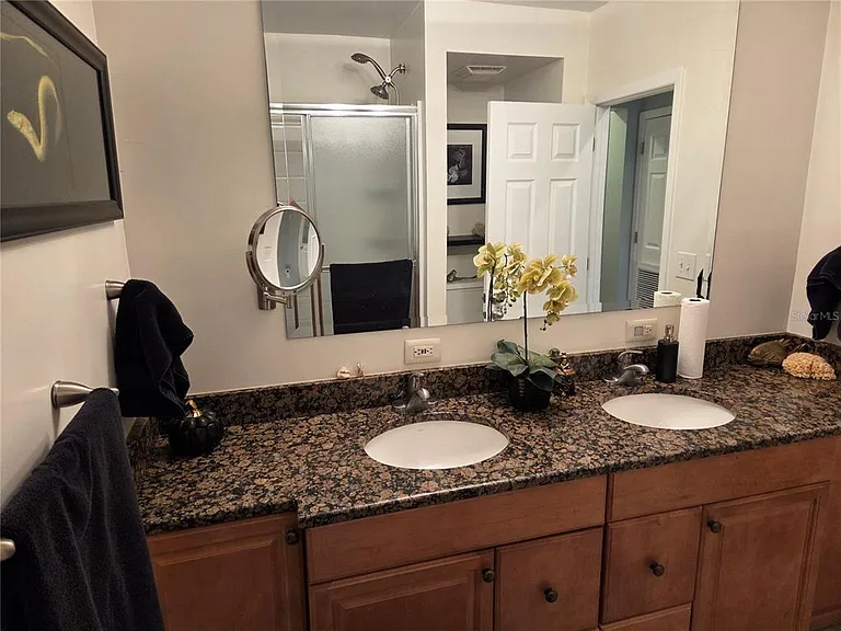 3157 Goldenrod St #B — Photo 19