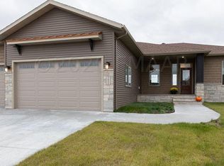 3655 Valley View Dr S, Fargo, ND 58104