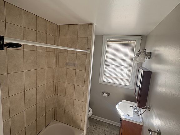 5th image of 1012 Clayton Rd