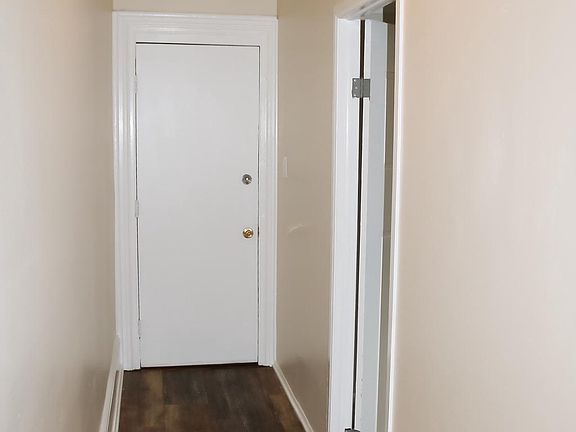 3rd image of 2210 E York St APT 2R