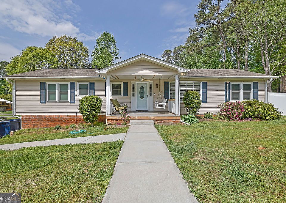 1st image of 5185 Twin Oak Dr NE