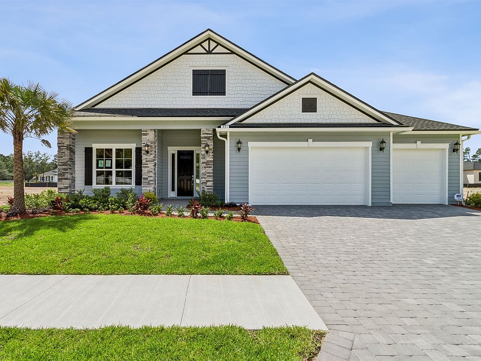 1st image of 331 Sandy Bluff Dr