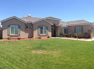 35338 Dry Creek Rd, Yucaipa, CA 92399