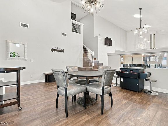 3rd image of 2714 Timber Crossing Ct