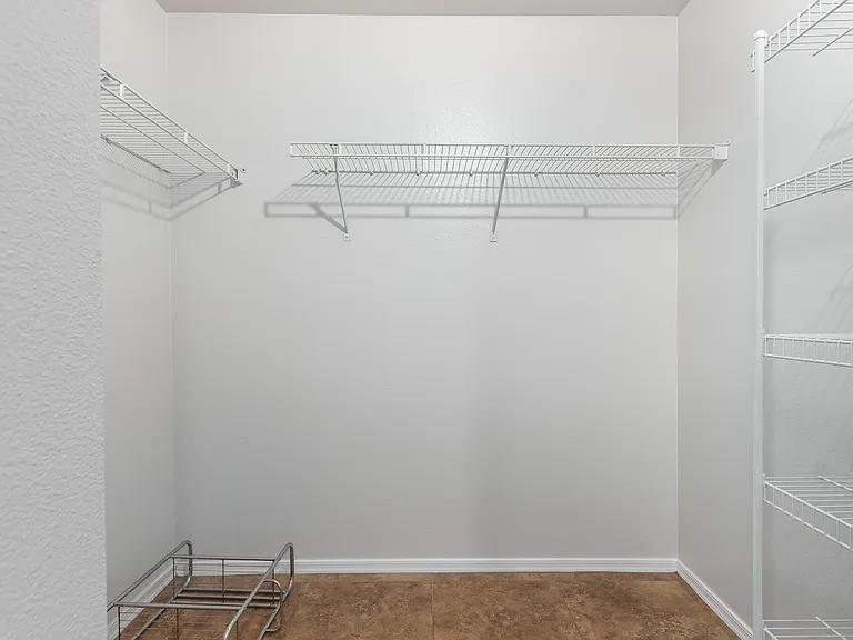 20100 N 78th Pl #2171 — Photo 8