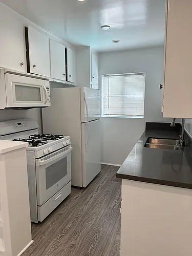 8114 Owensmouth Ave #7 Photo 1
