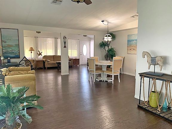 4th image of 134 Las Palmas Blvd #134
