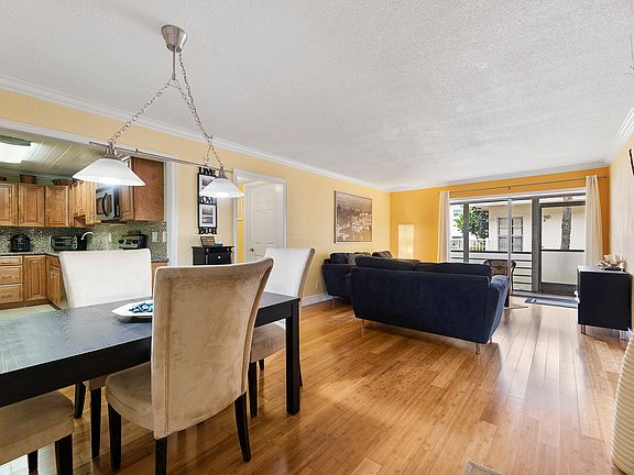 5th image of 1428 SE 4th Ave APT 114