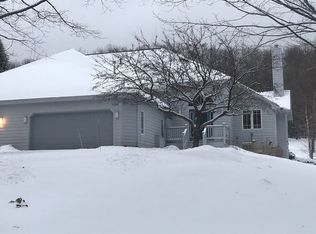5284 Greystone Ct, Harbor Springs, MI 49740