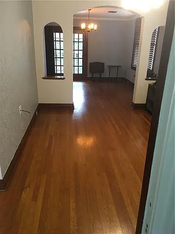 129 N Alexander St — Photo 16