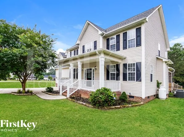 414 Winfred Dr, Raleigh, NC 27603