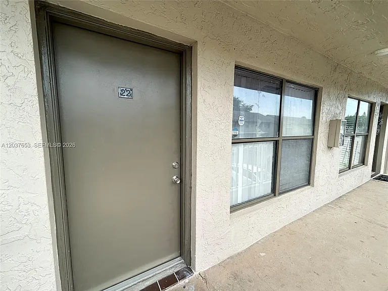 15332 SW 72nd St #6-22 — Photo 2