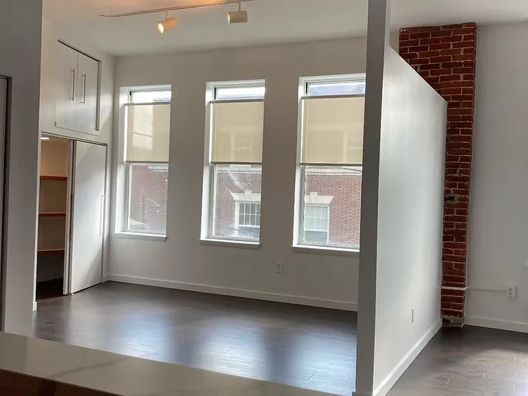 4500 Butler St #2 — Photo 5