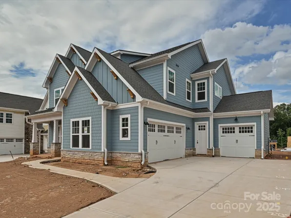 13722 Glennmayes Dr, Huntersville, NC 28078