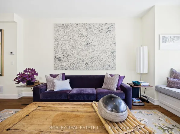 17 Matthew Ct, Toronto, ON M9B 0C1