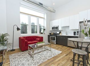 1755 N Damen, Chicago, IL 60622