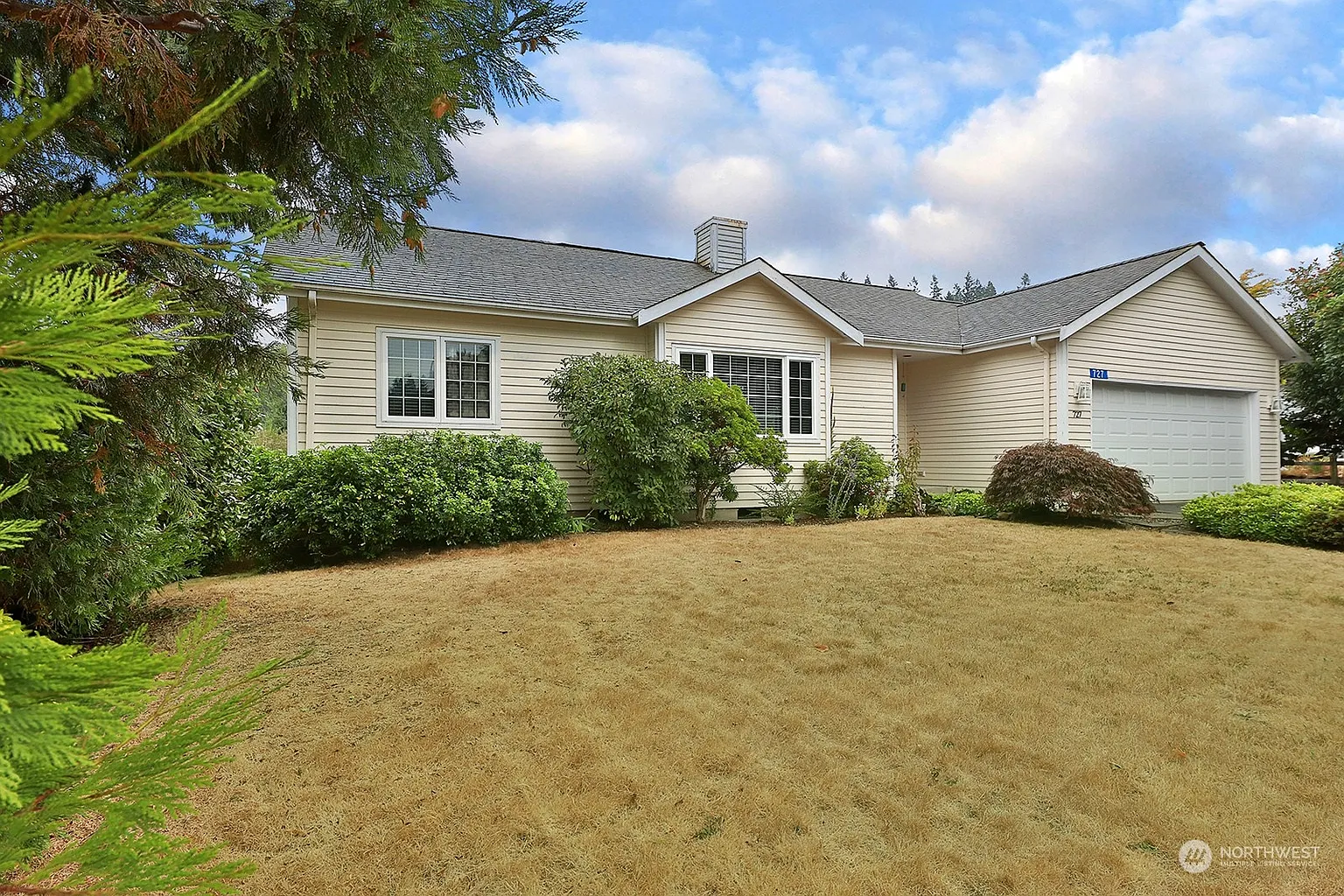 727 Gleason Lane photo 1