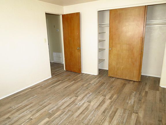 4th image of 52 Seacrest Dr