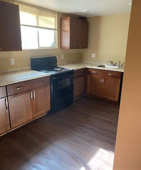 4140 W Ellsworth Ave #B — Photo 2