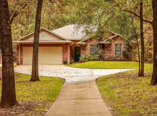 18110 Meandering Way, Flint, TX 75762