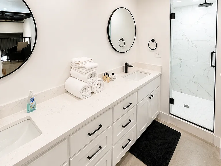 120 E Rogers Blvd #1 — Photo 8