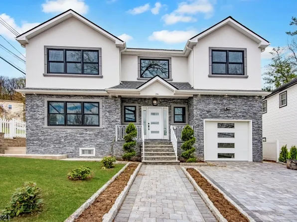 26 Henoch Ave, Clifton City, NJ 07013